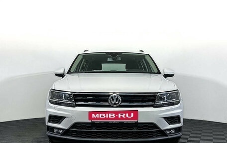 Volkswagen Tiguan II, 2020 год, 2 350 000 рублей, 2 фотография