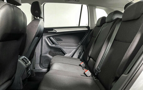 Volkswagen Tiguan II, 2020 год, 2 350 000 рублей, 10 фотография