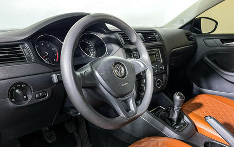 Volkswagen Jetta VI, 2015 год, 1 100 000 рублей, 13 фотография