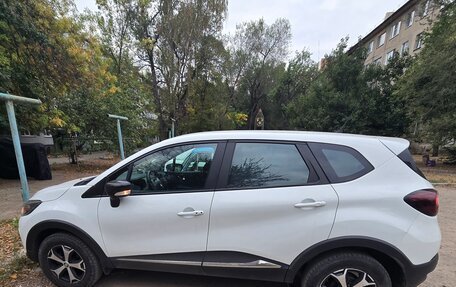 Renault Kaptur I рестайлинг, 2019 год, 1 250 000 рублей, 2 фотография