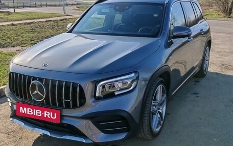 Mercedes-Benz GLB AMG, 2022 год, 5 000 000 рублей, 3 фотография