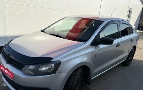 Volkswagen Polo VI (EU Market), 2011 год, 560 000 рублей, 1 фотография