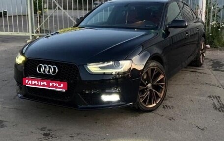 Audi A4, 2013 год, 1 300 000 рублей, 4 фотография