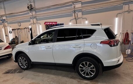 Toyota RAV4, 2015 год, 2 655 000 рублей, 3 фотография