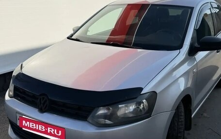Volkswagen Polo VI (EU Market), 2011 год, 560 000 рублей, 2 фотография