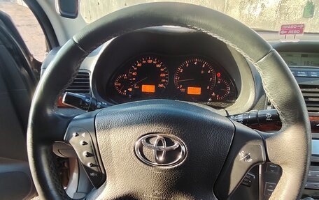 Toyota Avensis III рестайлинг, 2003 год, 625 000 рублей, 9 фотография