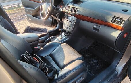 Toyota Avensis III рестайлинг, 2003 год, 625 000 рублей, 15 фотография