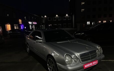 Mercedes-Benz E-Класс, 1998 год, 300 000 рублей, 7 фотография