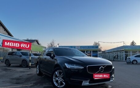 Volvo V90 Cross Country I рестайлинг, 2018 год, 3 150 000 рублей, 5 фотография