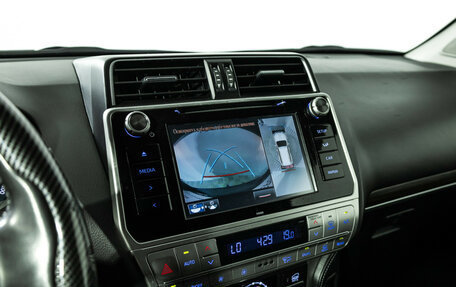 Toyota Land Cruiser Prado 150 рестайлинг 2, 2017 год, 5 099 700 рублей, 15 фотография