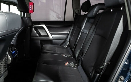 Toyota Land Cruiser Prado 150 рестайлинг 2, 2017 год, 5 099 700 рублей, 10 фотография