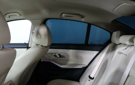 BMW 3 серия, 2021 год, 3 969 000 рублей, 15 фотография