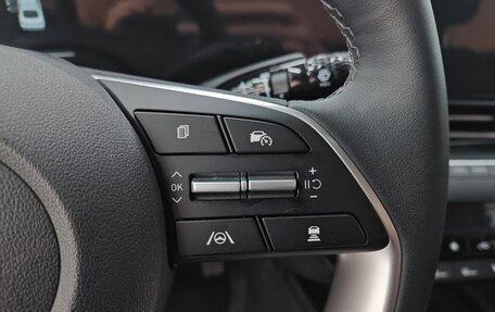 Hyundai Elantra, 2024 год, 1 800 000 рублей, 13 фотография