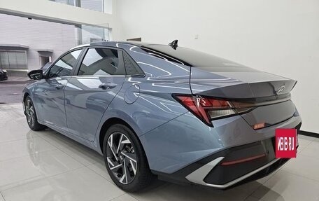 Hyundai Elantra, 2024 год, 1 800 000 рублей, 3 фотография