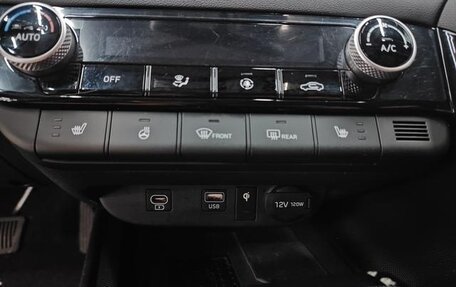 Hyundai Elantra, 2024 год, 1 800 000 рублей, 19 фотография