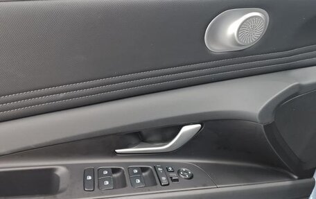 Hyundai Elantra, 2024 год, 1 800 000 рублей, 22 фотография