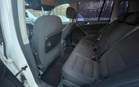 Volkswagen Tiguan I, 2011 год, 1 200 000 рублей, 10 фотография