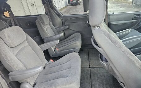 Dodge Caravan IV, 2004 год, 875 000 рублей, 12 фотография