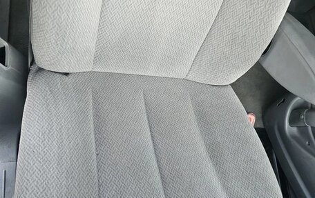 Dodge Caravan IV, 2004 год, 875 000 рублей, 13 фотография