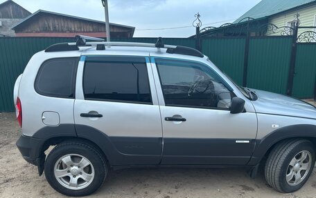 Chevrolet Niva I рестайлинг, 2012 год, 520 000 рублей, 4 фотография