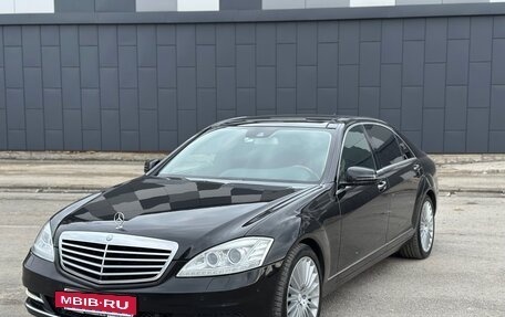 Mercedes-Benz S-Класс, 2010 год, 1 900 000 рублей, 3 фотография