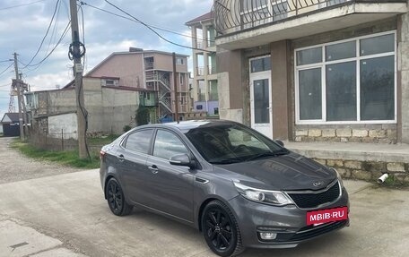 KIA Rio III рестайлинг, 2015 год, 990 000 рублей, 2 фотография