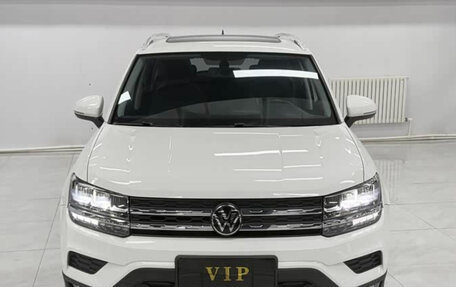 Volkswagen Tharu, 2022 год, 1 900 000 рублей, 2 фотография