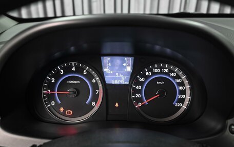 Hyundai Solaris II рестайлинг, 2015 год, 1 149 000 рублей, 18 фотография