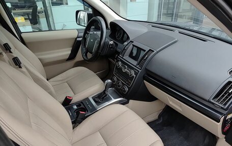 Land Rover Freelander II рестайлинг 2, 2014 год, 1 924 000 рублей, 13 фотография