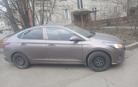 Hyundai Solaris II рестайлинг, 2020 год, 1 050 000 рублей, 3 фотография