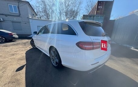 Mercedes-Benz E-Класс, 2018 год, 3 300 000 рублей, 6 фотография