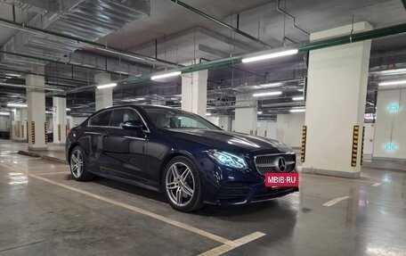 Mercedes-Benz E-Класс, 2019 год, 3 650 000 рублей, 4 фотография