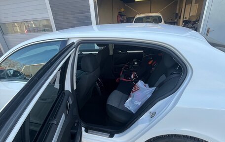 Skoda Superb III рестайлинг, 2012 год, 950 000 рублей, 13 фотография