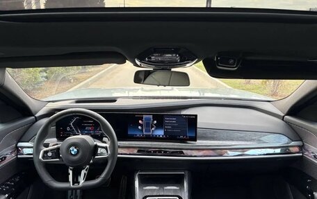 BMW 7 серия, 2024 год, 14 990 000 рублей, 8 фотография