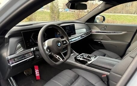 BMW 7 серия, 2024 год, 14 990 000 рублей, 9 фотография