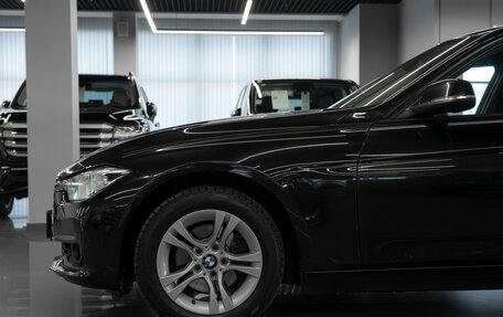 BMW 3 серия, 2018 год, 2 130 000 рублей, 19 фотография