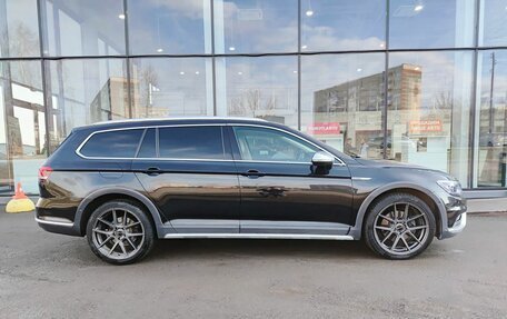 Volkswagen Passat B8 рестайлинг, 2017 год, 2 499 000 рублей, 5 фотография