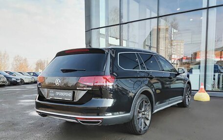 Volkswagen Passat B8 рестайлинг, 2017 год, 2 499 000 рублей, 6 фотография