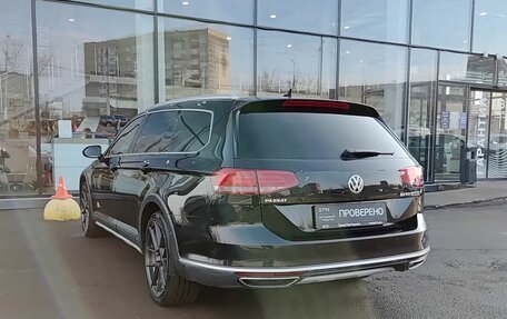 Volkswagen Passat B8 рестайлинг, 2017 год, 2 499 000 рублей, 8 фотография