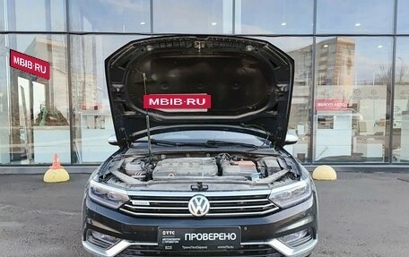 Volkswagen Passat B8 рестайлинг, 2017 год, 2 499 000 рублей, 11 фотография