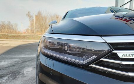 Volkswagen Passat B8 рестайлинг, 2017 год, 2 499 000 рублей, 21 фотография