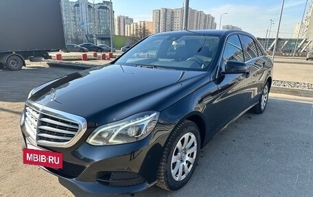 Mercedes-Benz E-Класс, 2013 год, 2 050 000 рублей, 3 фотография