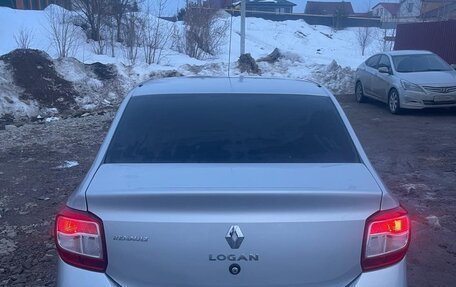 Renault Logan II, 2015 год, 850 000 рублей, 5 фотография