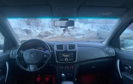 Renault Logan II, 2015 год, 850 000 рублей, 12 фотография