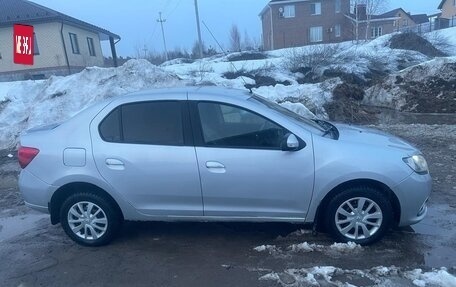 Renault Logan II, 2015 год, 850 000 рублей, 3 фотография