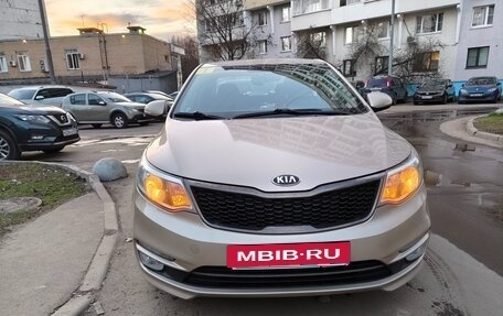 KIA Rio III рестайлинг, 2015 год, 1 100 000 рублей, 3 фотография