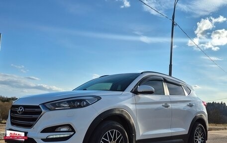 Hyundai Tucson III, 2018 год, 2 450 000 рублей, 3 фотография