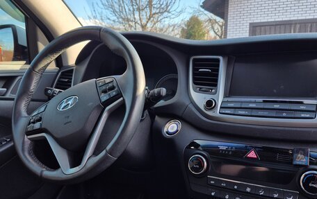 Hyundai Tucson III, 2018 год, 2 450 000 рублей, 8 фотография