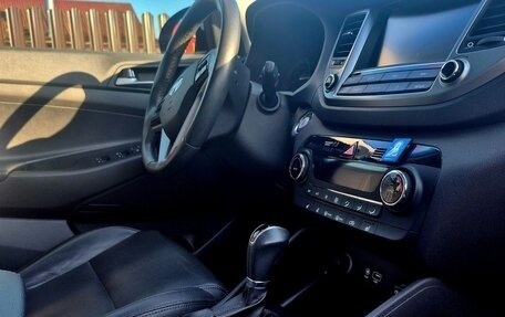 Hyundai Tucson III, 2018 год, 2 450 000 рублей, 9 фотография