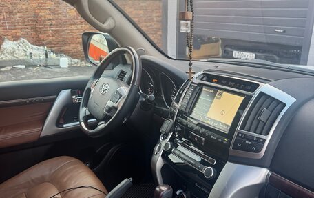 Toyota Land Cruiser 200, 2014 год, 3 750 000 рублей, 2 фотография
